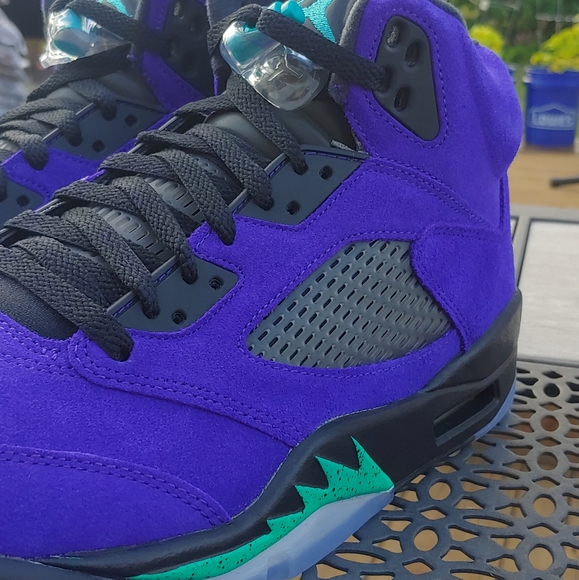 Air Jordan V 5 Retro Alternate Grape 136027-500 - Picture 2 of 14